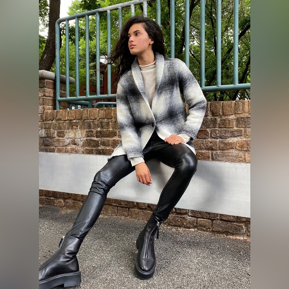 Aritzia Wilfred Free Off Duty Jacket